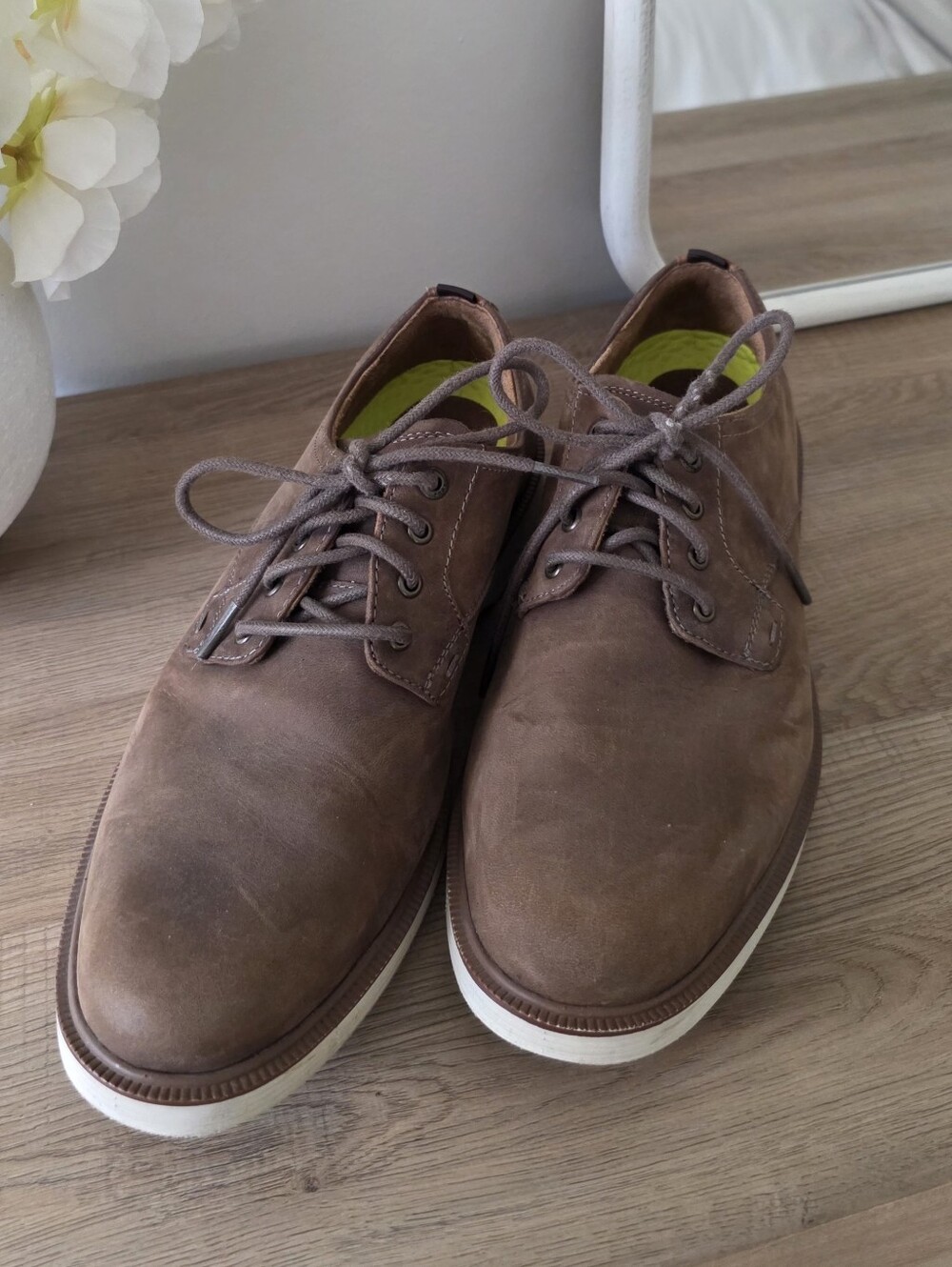 Florsheim Men's Brown Chukka Lace-Up Shoes
